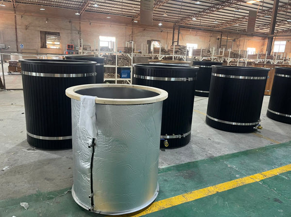 Thermo Hemlock Barrel Cold Plunge